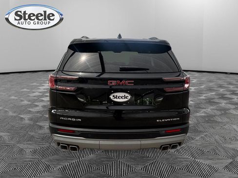 Certified 2026 GMC Acadia Elevation w/ Elevation Premium Package FWD image 4