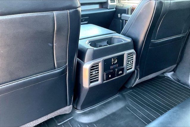 Used 2017 Ford F150 Platinum w/ Equipment Group 701A Luxury AWD/4WD image 11