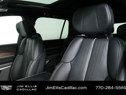 Used 2026 Cadillac Vistiq Luxury AWD/4WD image 4
