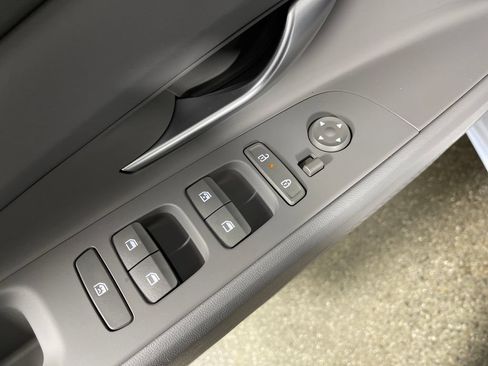 Certified 2026 Hyundai Elantra Hybrid FWD image 18