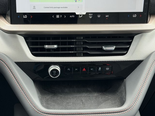New 2026 Ford Explorer Active RWD image 21
