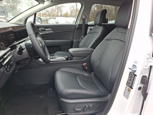 New 2026 Kia Sportage EX FWD image 7