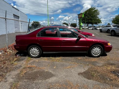 Used 1996 Honda Accord EX image 2