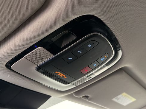 Used 2025 Hyundai Palisade SEL FWD image 18