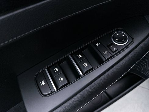 Used 2024 Kia Forte GT-Line w/ GT-Line Premium Package image 19