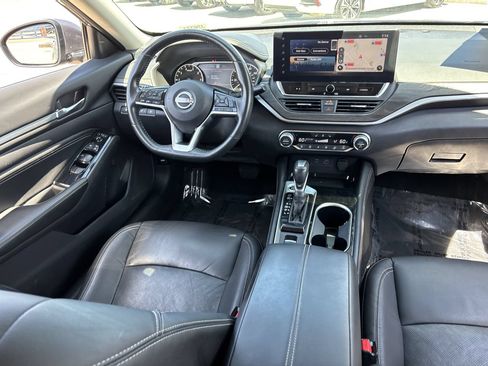 Used 2023 Nissan Altima 2.5 SL FWD image 7