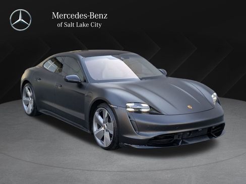Used 2021 Porsche Taycan Turbo image 1