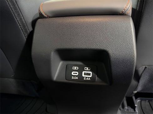 Certified 2025 Subaru Crosstrek 2.5i Limited w/ Popular Package #4A image 32