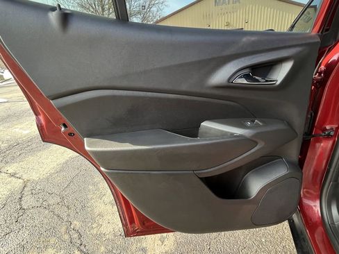 Used 2024 Chevrolet Trax RS w/ Driver Confidence Package image 16