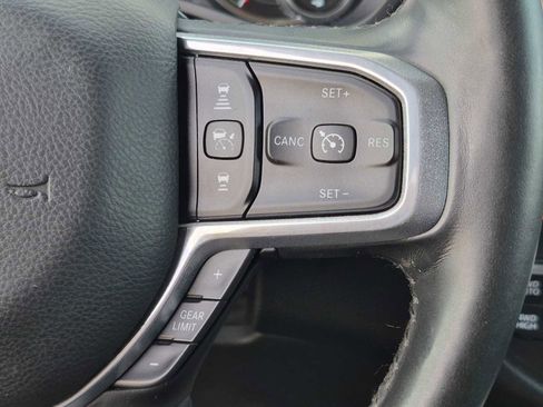 Used 2019 RAM 1500 Laramie AWD/4WD image 32