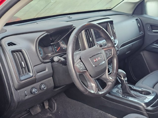 Used 2022 GMC Canyon AT4 w/ Trailering Package AWD/4WD image 4