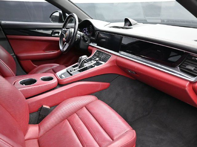 Used 2020 Porsche Panamera 4 AWD/4WD image 22