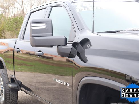 Certified 2024 Chevrolet Silverado 2500 Custom w/ Custom Value Package image 3