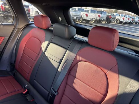 Used 2022 Mercedes-Benz GLC 300 4MATIC image 29