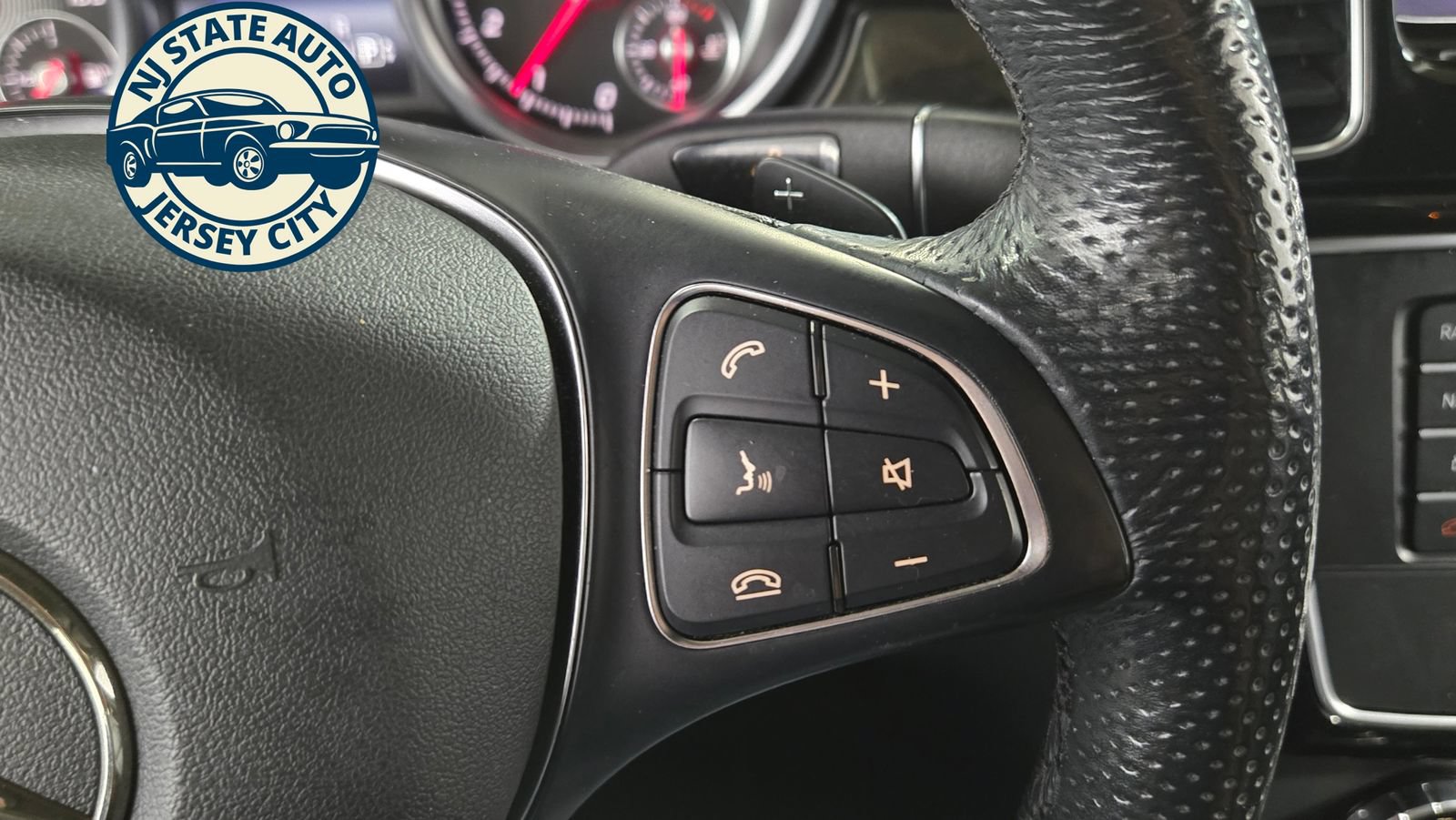 Used 2016 Mercedes-Benz GLE 350 4MATIC w/ Premium Package image 14