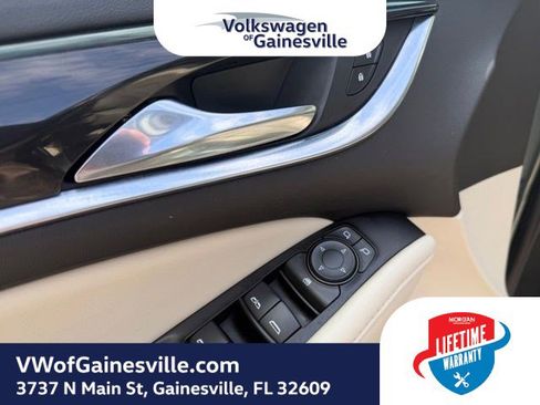 Used 2024 Buick Enclave Essence FWD image 19