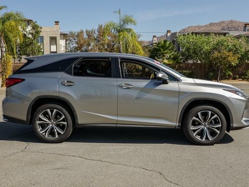 Used 2020 Lexus RX 350L FWD w/ Premium Package image 3
