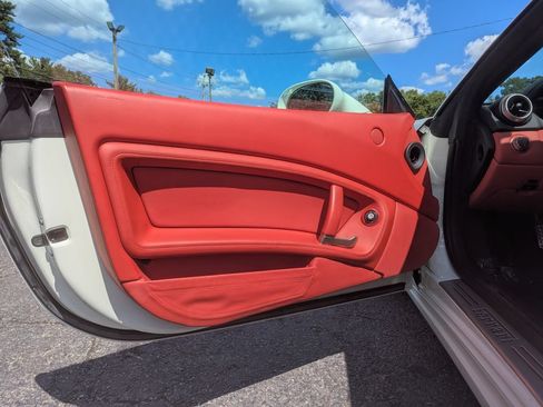 Used 2013 Ferrari California RWD image 15