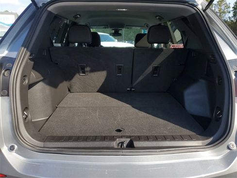 Used 2023 Chevrolet Equinox LT image 8