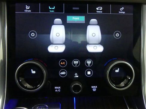 Used 2020 Land Rover Range Rover Sport HSE Dynamic image 12