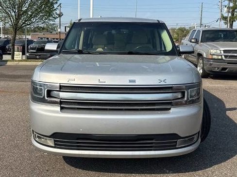 Used 2019 Ford Flex Limited FWD image 2
