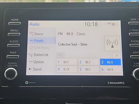 Used 2023 Toyota Camry LE image 12