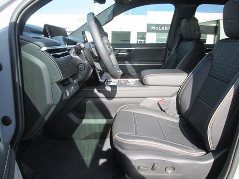 New 2024 GMC Sierra EV Denali AWD/4WD image 11