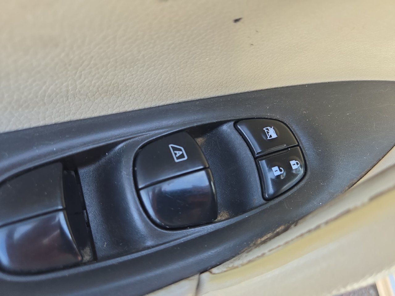 Used 2021 Nissan Rogue Sport SV FWD image 20