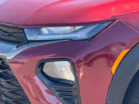 Used 2022 Chevrolet TrailBlazer RS FWD image 12