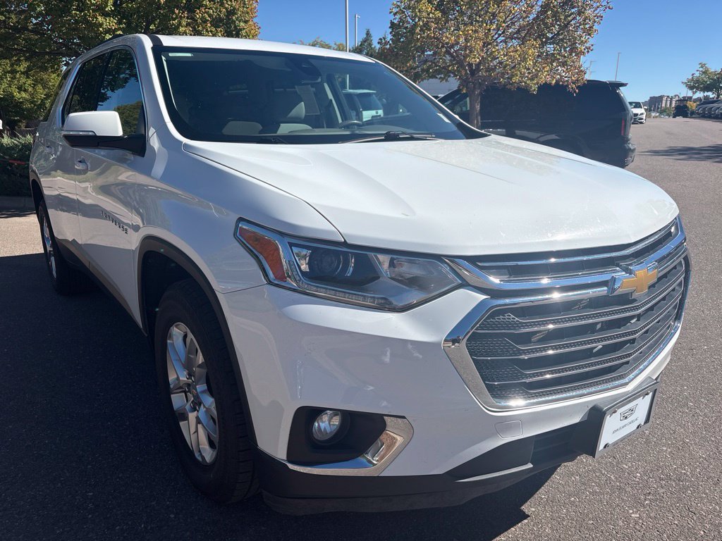 Used 2021 Chevrolet Traverse LT w/ LPO, Cargo Package AWD/4WD image 7