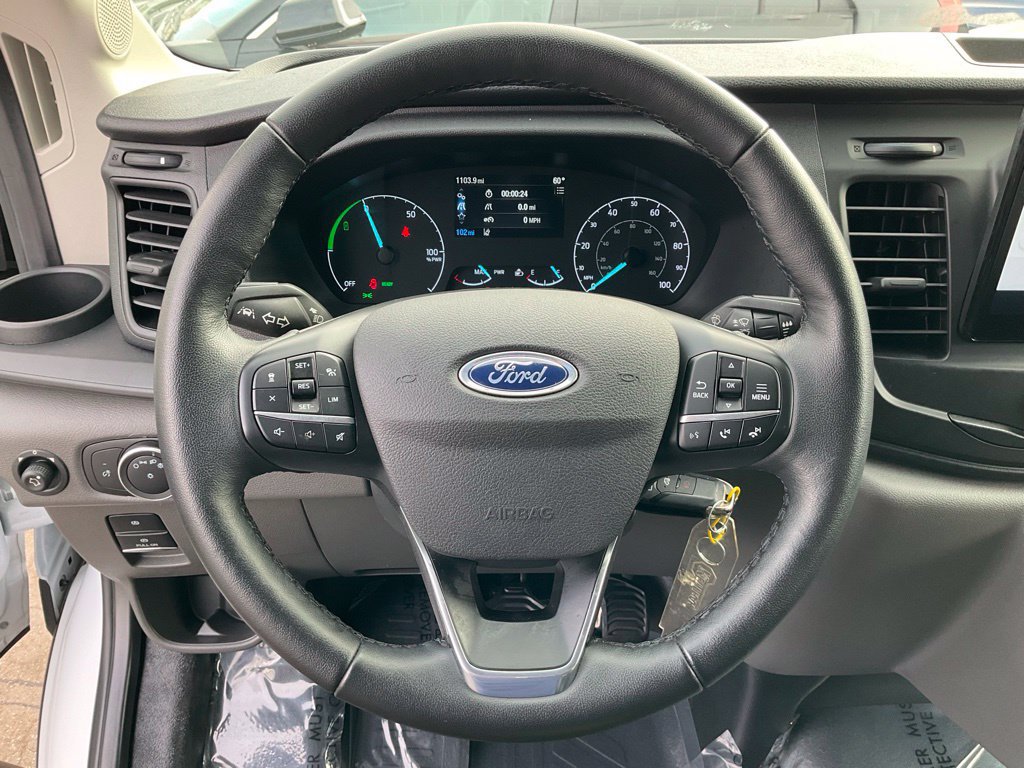Used 2023 Ford E-Transit Medium Roof RWD image 29