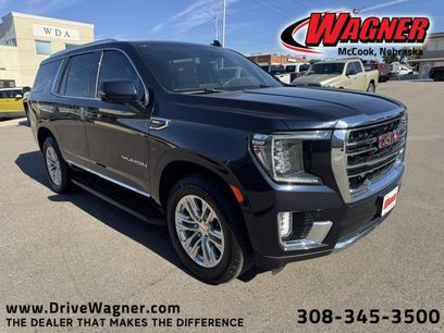 Used 2021 GMC Yukon SLT w/ SLT Luxury Package