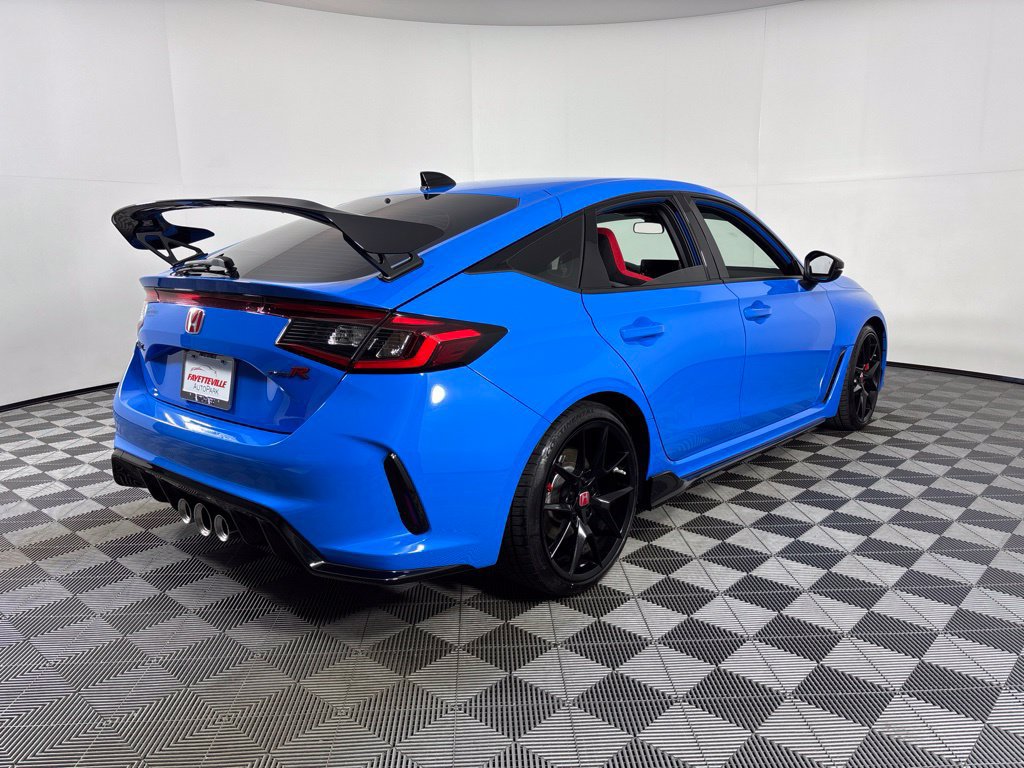 Used 2025 Honda Civic Type R image 5