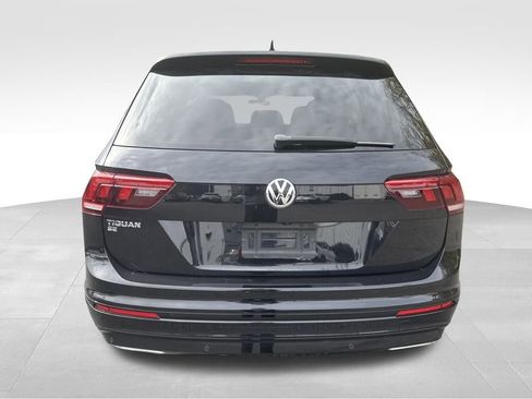 Used 2020 Volkswagen Tiguan SE R-Line image 6