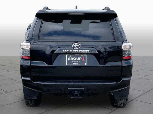 Used 2024 Toyota 4Runner SR5 AWD/4WD image 5