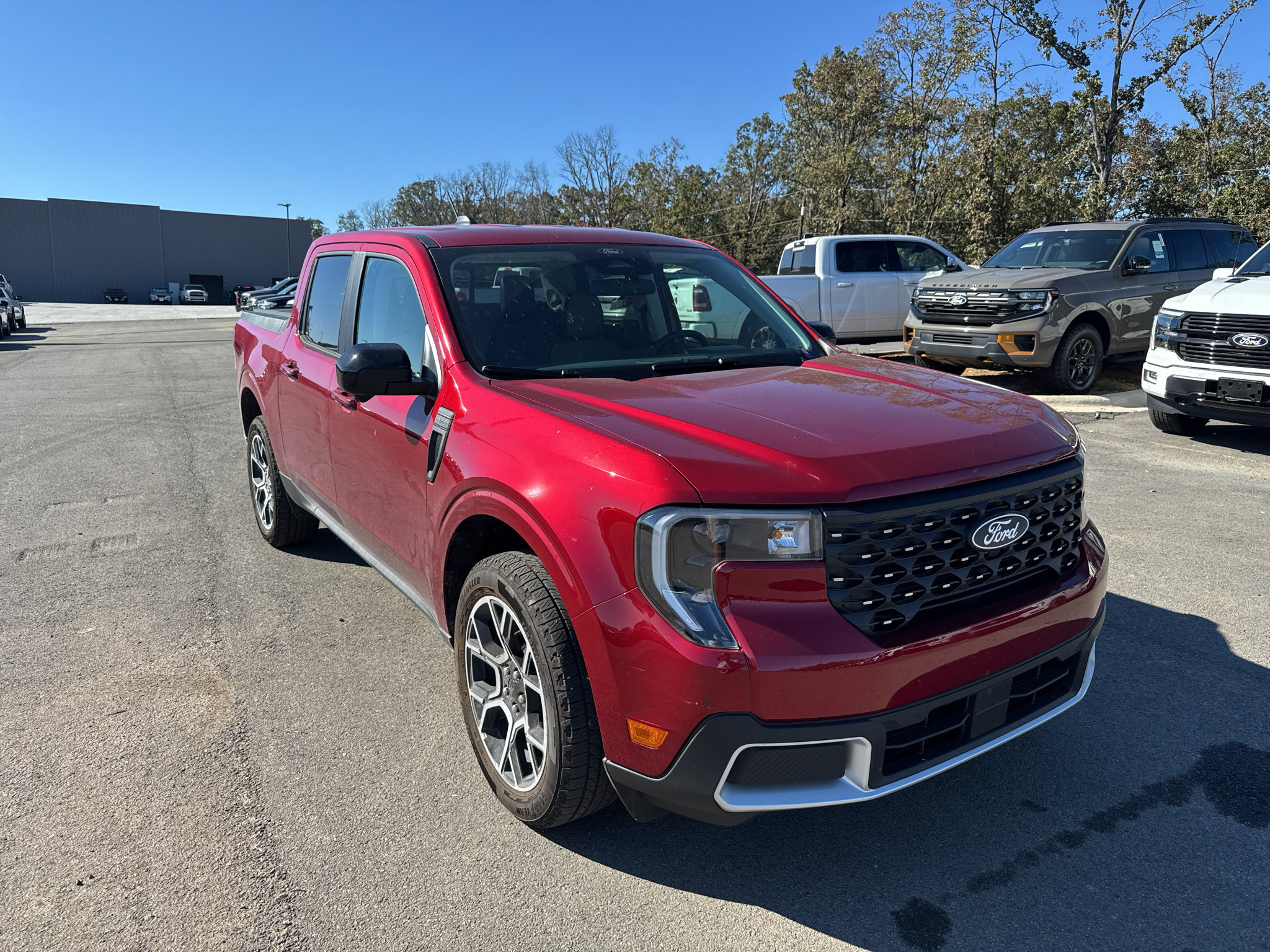 Used 2026 Ford Maverick Lariat AWD/4WD image 3
