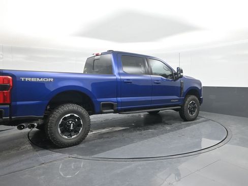 New 2026 Ford F250 Platinum w/ Tremor Off-Road Package image 15