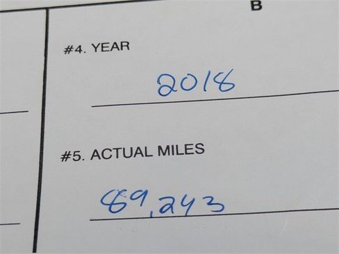 Used 2018 Ford Explorer XLT image 9