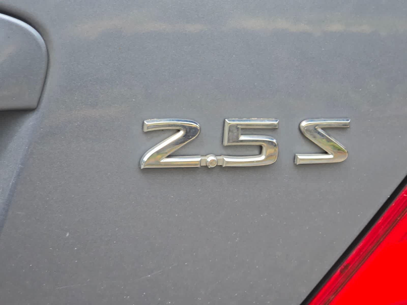 Used 2011 Nissan Altima 2.5 S w/ Convenience Pkg FWD image 6