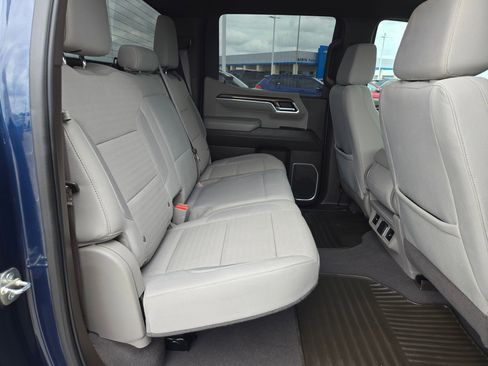 Used 2023 Chevrolet Silverado 1500 LT image 20