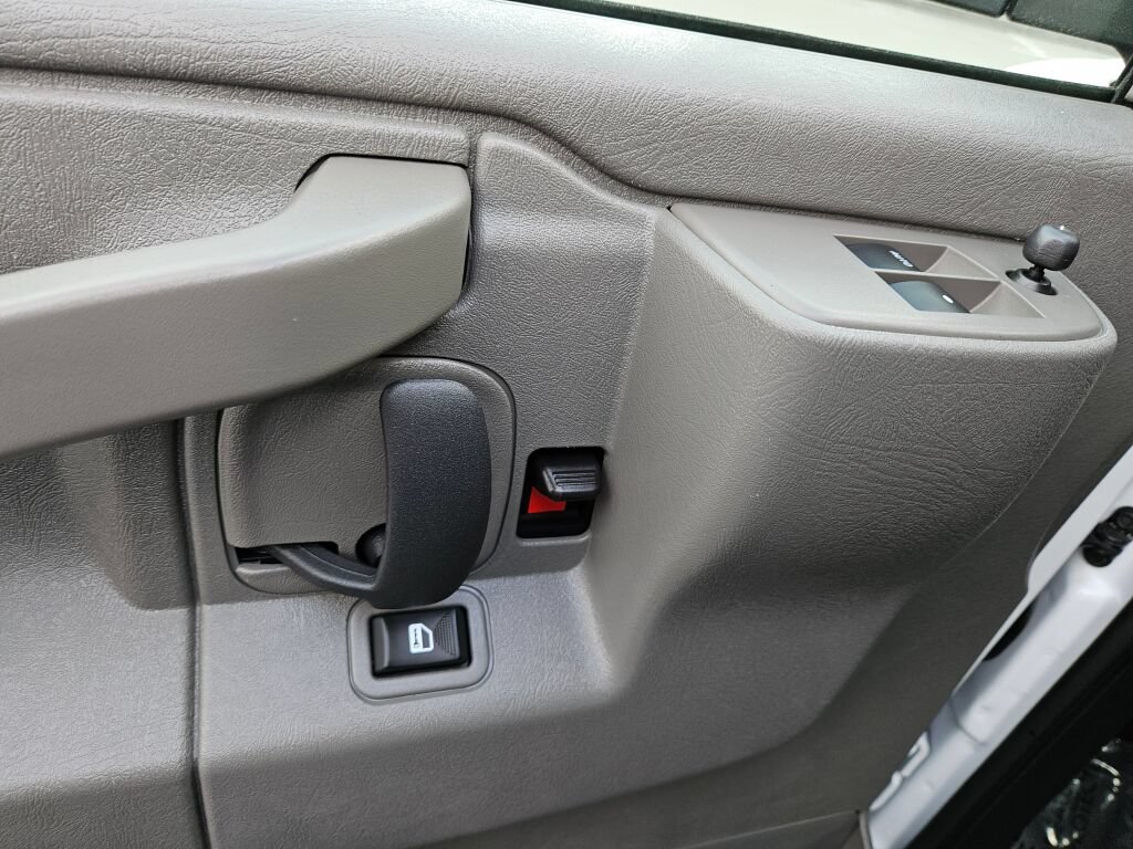 Used 2025 GMC Savana 2500 w/ Driver Convenience Package RWD image 19