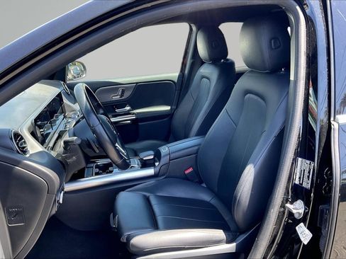 Used 2021 Mercedes-Benz GLA 250 image 25