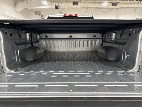 Used 2014 Chevrolet Silverado 1500 LT AWD/4WD image 22