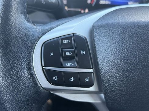Certified 2023 Ford Explorer XLT w/ Equipment Group 202A image 21