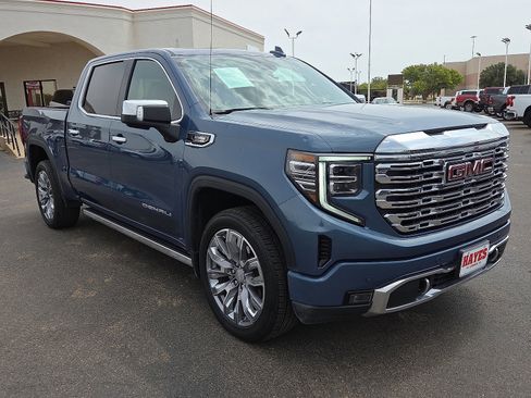 Used 2024 GMC Sierra 1500 Denali w/ Denali Reserve Package image 5