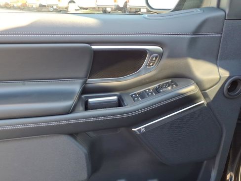 New 2026 Ford Expedition Platinum AWD/4WD image 11