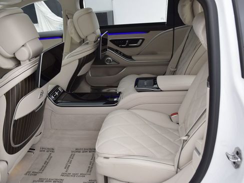 New 2026 Mercedes-Benz Maybach S 580 4MATIC image 13