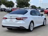 Used 2018 Toyota Camry XLE image 4