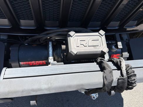 Used 2018 Jeep Wrangler Unlimited Rubicon AWD/4WD image 10