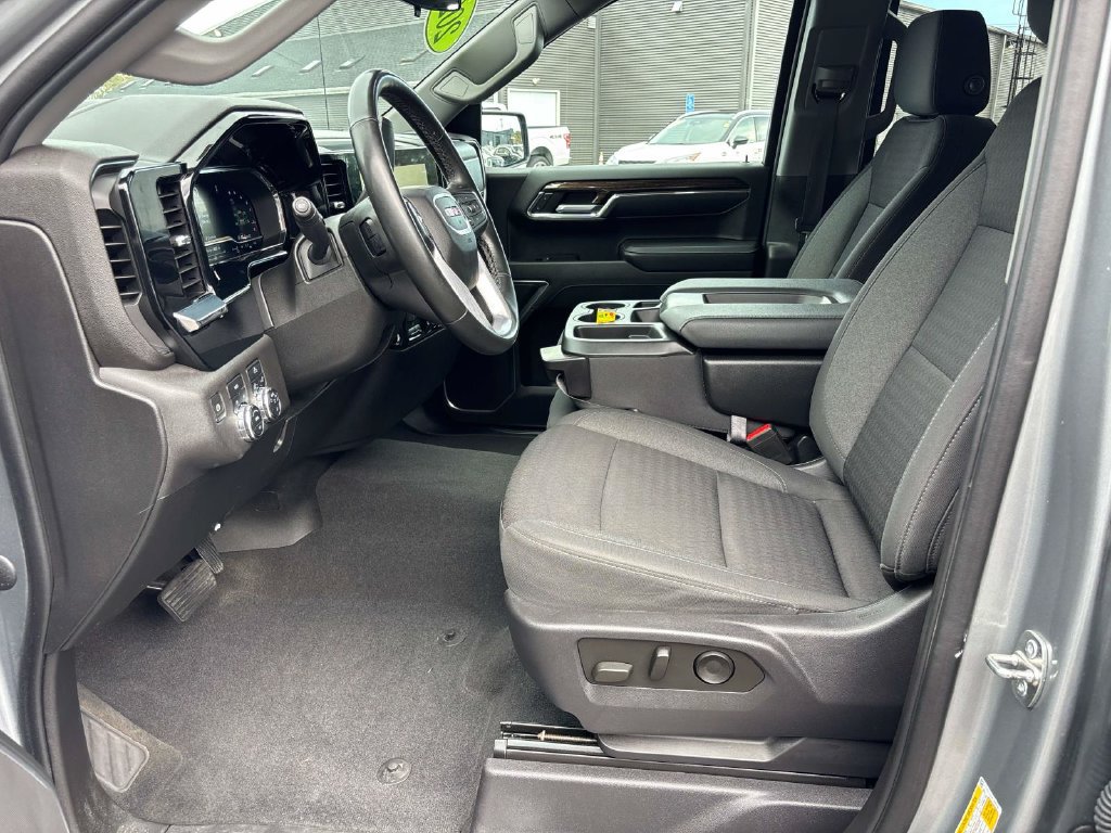 Used 2023 GMC Sierra 1500 Elevation AWD/4WD image 11